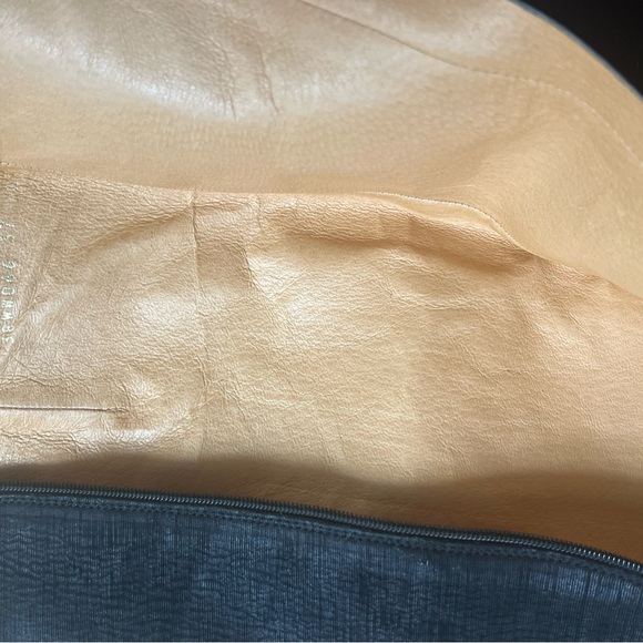 Maison Margiela Knee High Textured Black Boot - Picture 10 of 10